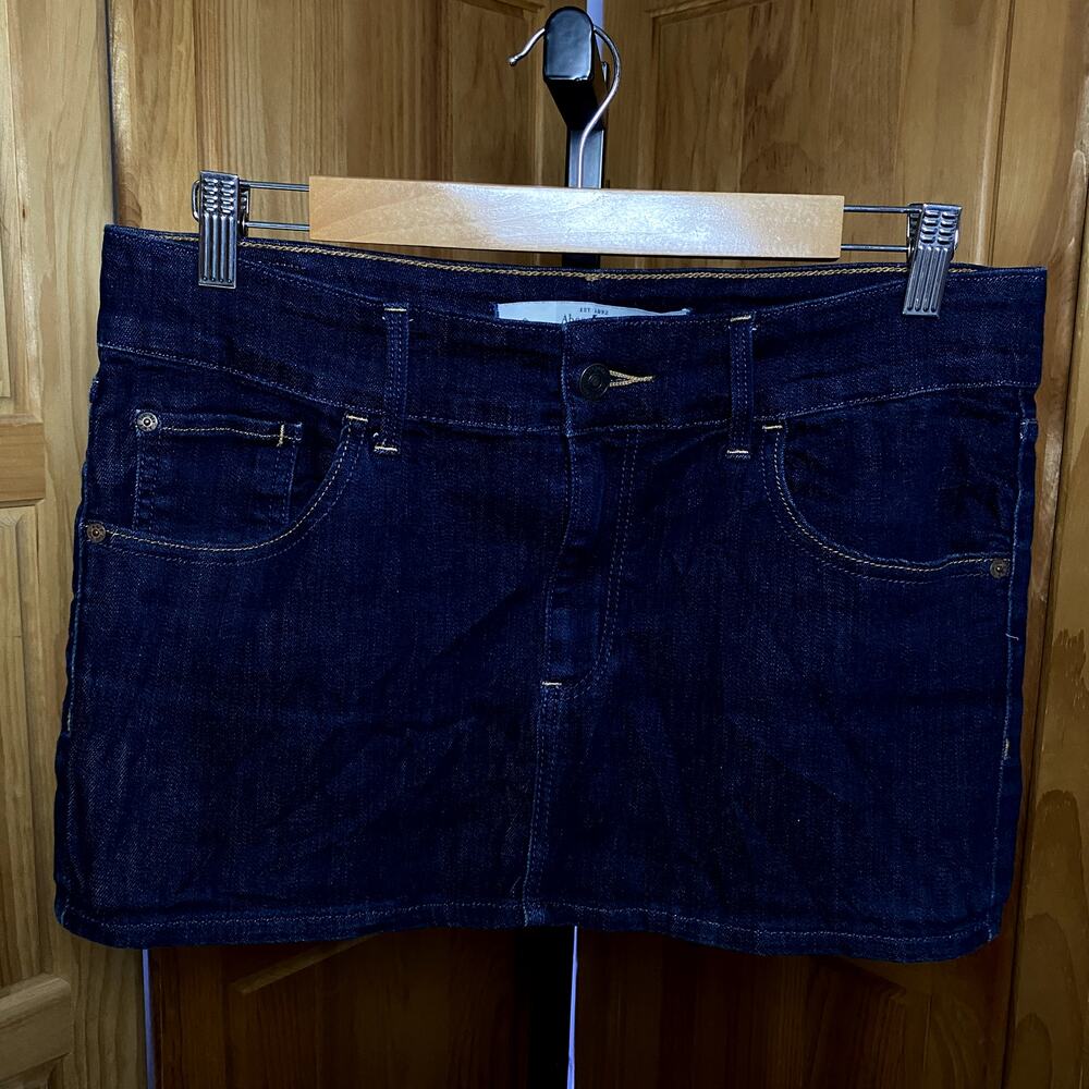 Y2K Abercrombie Mini Skirt Low Rise Dark Wash Denim Indie McBling Classic A&F